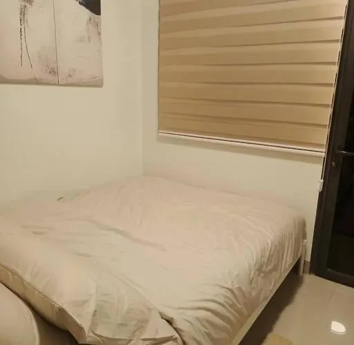 Apartment Candid By Arl Manila